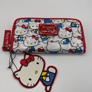 Loungefly Hello Kitty Vintage Patent Embossed Wallet - New